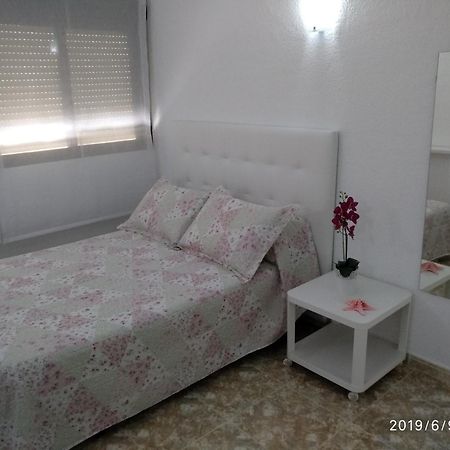 Apartamentos Del Sol Ареналес дел Сол Екстериор снимка