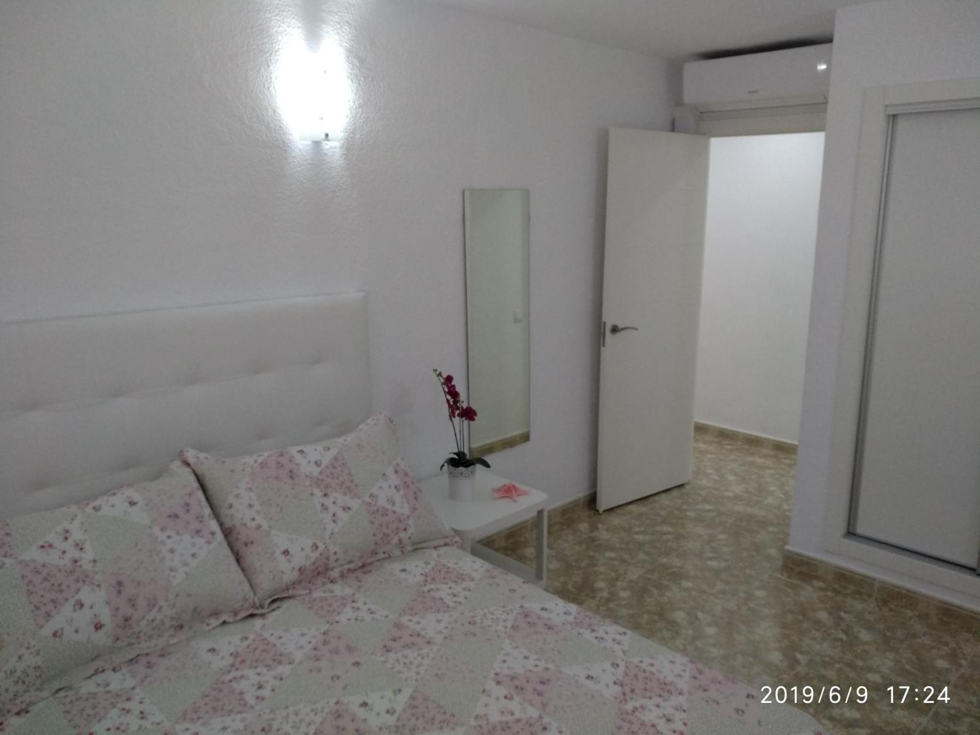 Apartamentos Del Sol Ареналес дел Сол Екстериор снимка