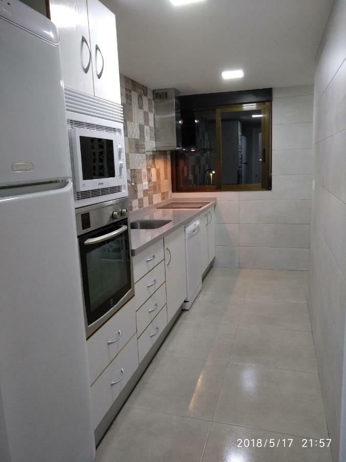 Apartamentos Del Sol Ареналес дел Сол Екстериор снимка